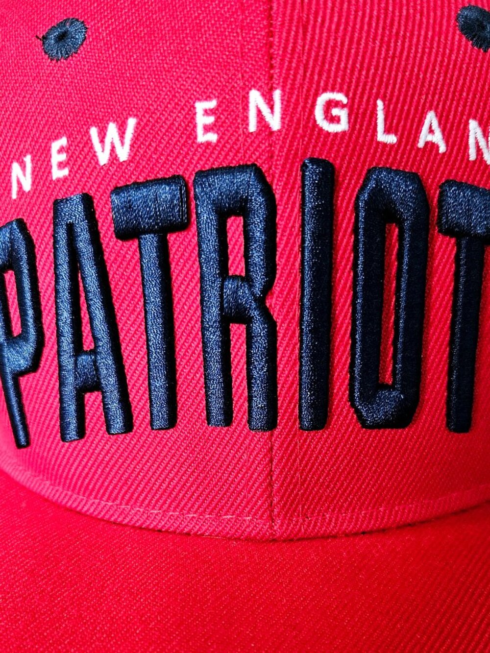 Vintage New England Patriots x Budweiser NFL Snapback – Red/Navy Adjustable Hat - Picture 9 of 13